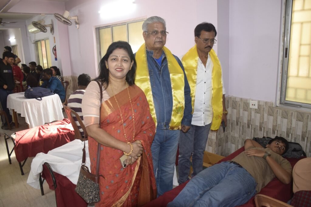 কর্মা সোশ্যাল অ্যান্ড ওয়েলফেয়ার ট্রাস্ট’- এর উদ্যোগ অনুষ্ঠিত হলো স্বেচ্ছায় রক্তদান শিবির