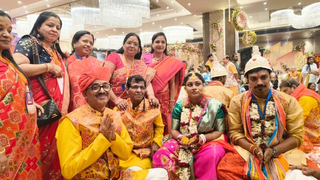 যৌথ তত্ত্বাবধানে ‘গণবিবাহ’ আয়োজন করলেন ‘লাভ ইন্ডিয়া ফাউন্ডেশন’ ‘প্রয়াস’ এবং শ্রী ভারতবর্ষীয় মারওয়ারী সমাজ