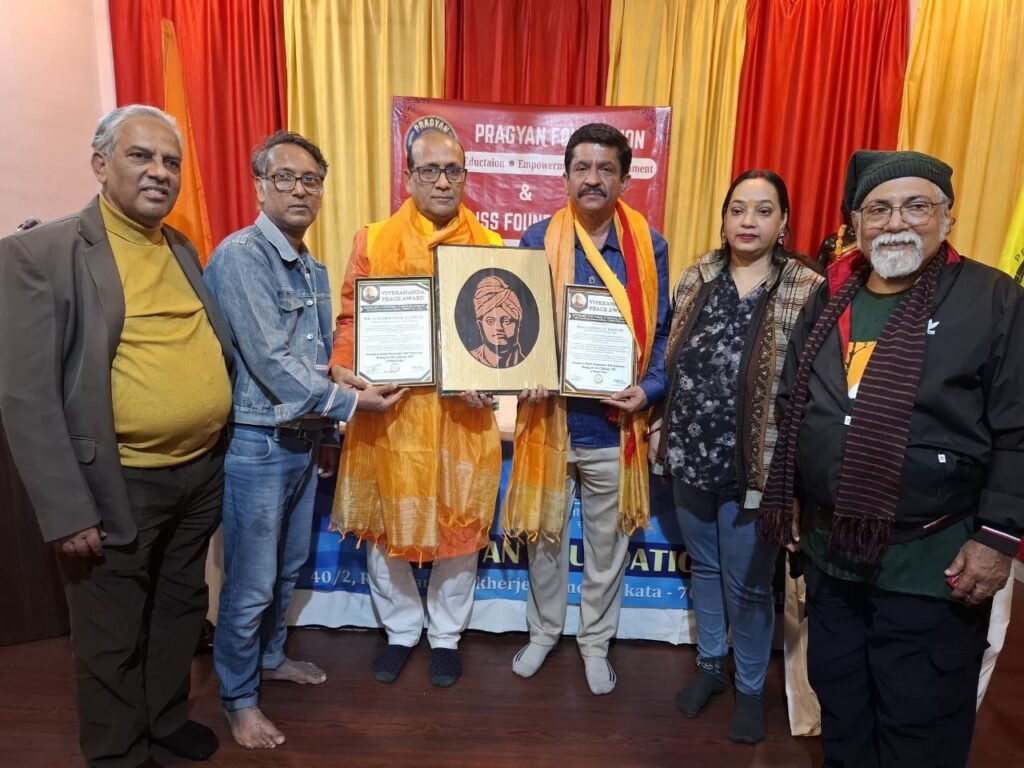 VIVEKANANDA PEACE AWARD by LCSF for Shri Nagathihalli Ramesh (from Karnataka) and Dr. Suresh Agarwal (from Kolkata)
