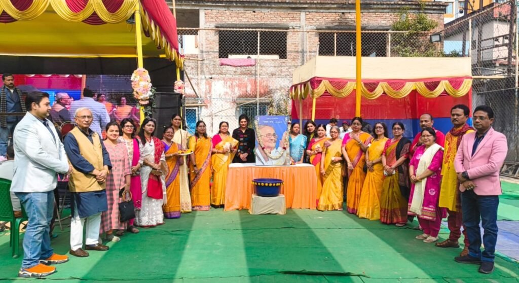 কৃষ্ণপুর সমর পল্লীতে অনুষ্ঠিত হলো কর্মা সোশ্যাল অ্যান্ড ওয়েলফেয়ার ট্রাস্টের উদ্যোগে দুদিনের সাংস্কৃতিক ও সমাজসেবা অনুষ্ঠান