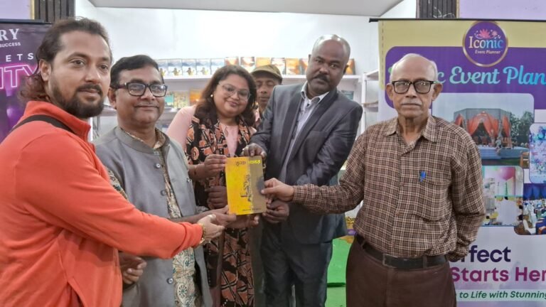 কলকাতা আন্তর্জাতিক পুস্তক মেলায় প্রকাশিত হলো রাহুল বিশ্বাসের প্রথম কবিতার বই  “কৃষ্ণ গহ্বর”