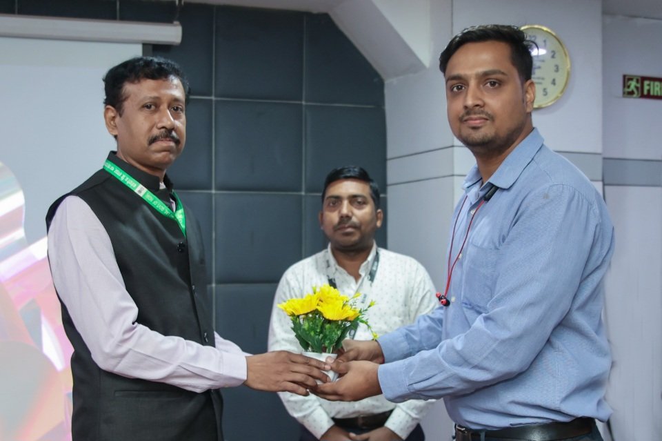 Nidhi Aapke Nikat 2.0