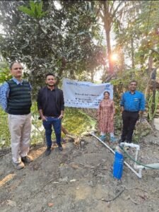 রোটারি ক্লাব অব কলকাতা লেকস হাওড়ার ধুমদা গ্রামে বিশুদ্ধ পানীয় জলের জীবনরেখা পৌঁছে দিল