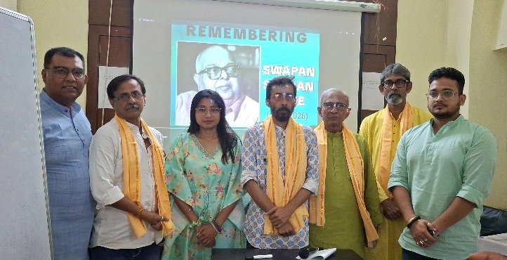হাউজ্যাট সিক্স সিজন সেভেনের ওরিয়েন্টেশন অনুষ্ঠিত হলো গিরিশ পার্কের দ্য প্রোগ্রেসিভ হলে
