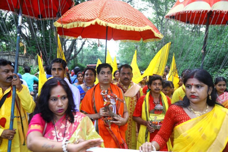 স্বপ্নাদেশে প্রাপ্ত মা বগলামুখীর মূর্তি স্থাপন এবং মন্দির উদ্বোধন