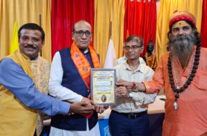 Dr. Suresh Kumar Agarwal Honoured with ISSER Rabindra Ratna Samman