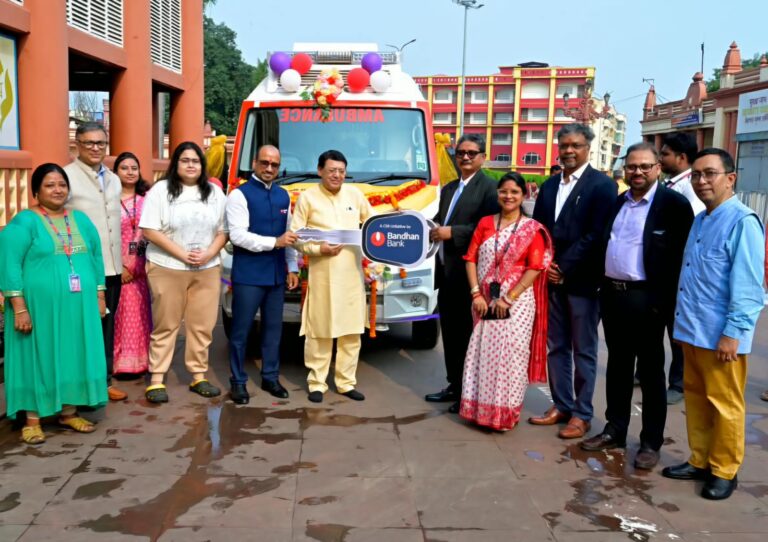 Bandhan Bank Donates Advanced Life Support Ambulance to Dakshineswar Kali Temple, Kolkata